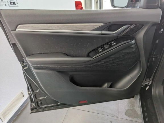 JAC JS6 Luxury, 1.5 л, Робот, 2024 фото 10