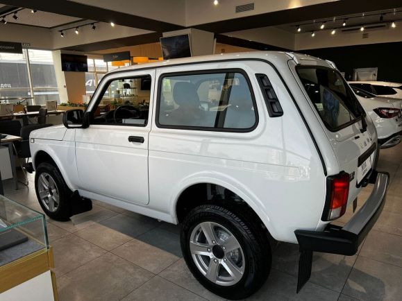 LADA Niva Legend Luxe'24, 1.7 л, МТ, 2025 фото 5