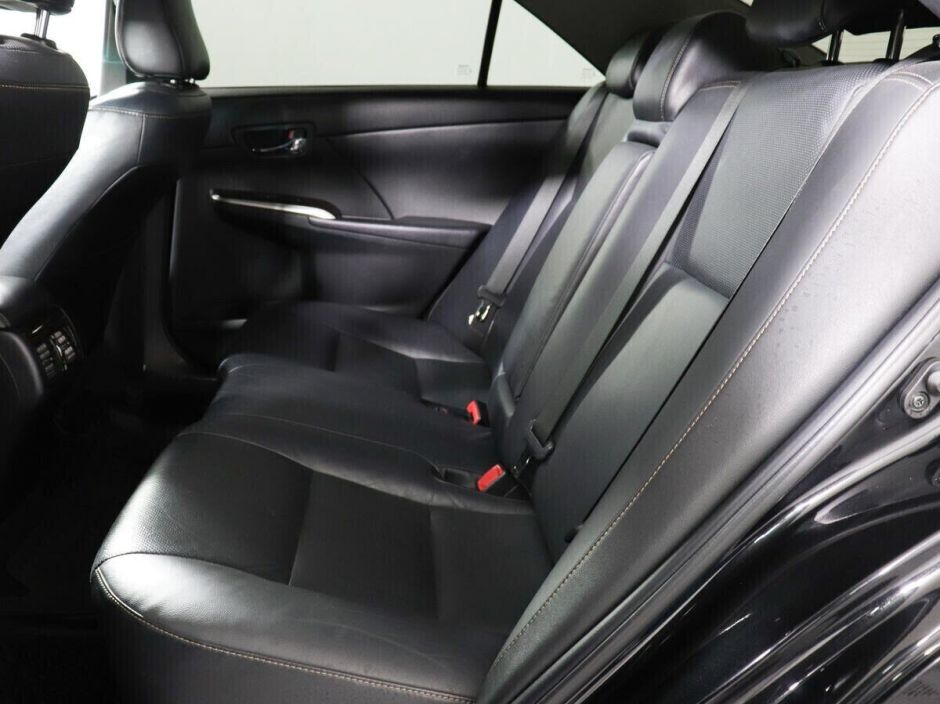 Toyota Camry, 2.5 л, АТ, 2018 фото 1