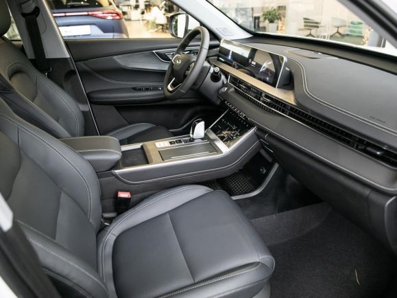 Chery Tiggo 4 Pro Style, 1.5 л, Вариатор, 2024 фото 7