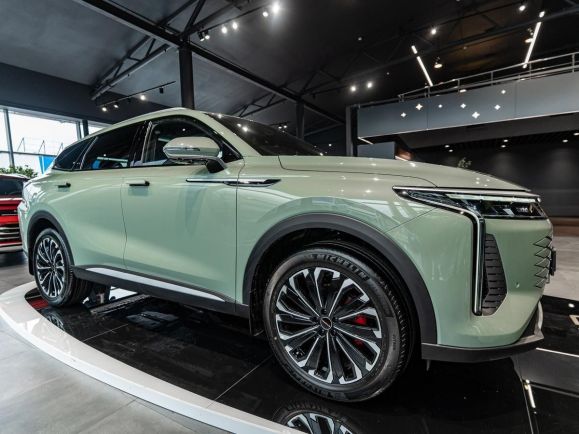 EXEED RX Platinum, 2.0 л, Робот, 2024 фото 3