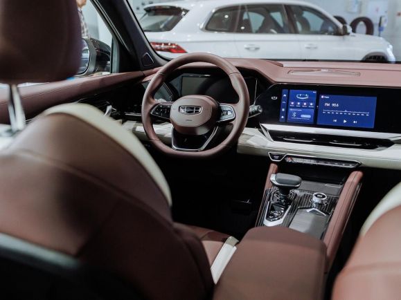 Geely Monjaro Flagship, 2.0 л, АТ, 2024 фото 8