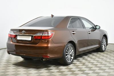 Toyota Camry, 2.5 л, АКПП, 2017 фото 4