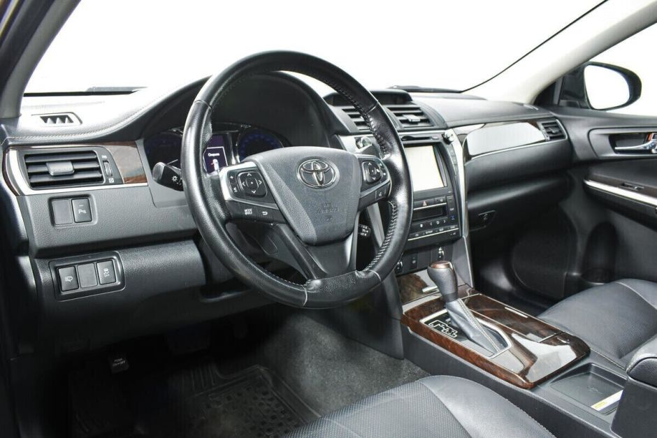 Toyota Camry, 2.5 л, АТ, 2017 фото 11