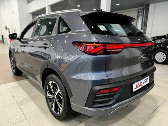 JAC JS6 Luxury, 1.5 л, Робот, 2024 фото 4