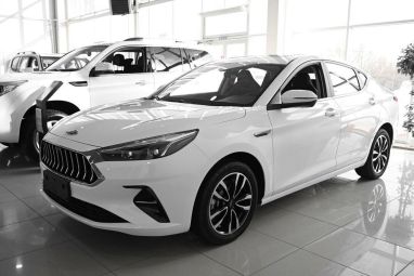 JAC J7 Luxury, 1.5 л, Вариатор, 2024 фото 3