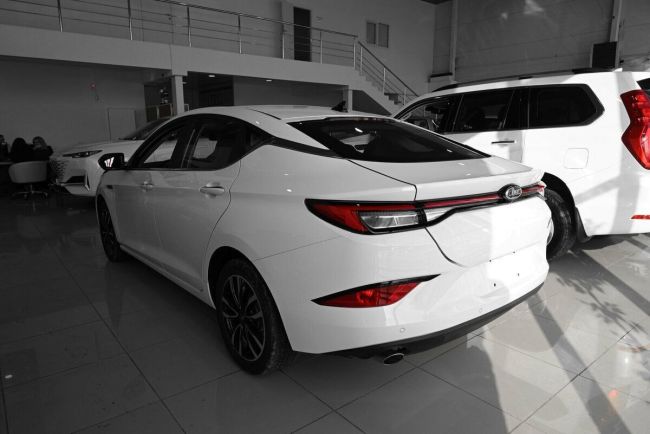 JAC J7 Luxury, 1.5 л, Вариатор, 2024 фото 5