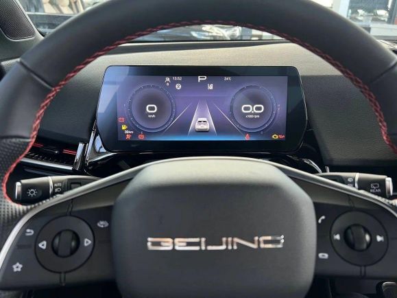 BAIC X55, 1.5 л, Робот, 2024 фото 10