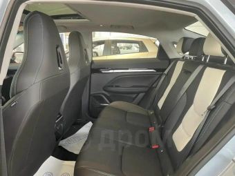 Livan S6 Pro Premium, 1.5 л, Робот, 2024 фото 15