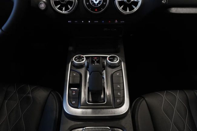 Tank 300 Adventure, 2.0 л, АТ, 2024 фото 1