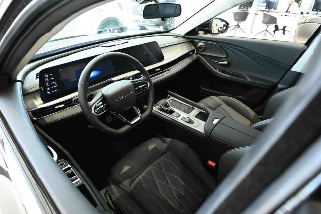 Chery Arrizo 8 Ultimate, 1.6 л, Робот, 2024 фото 6