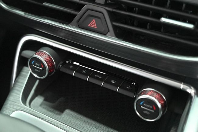 Geely Tugella Luxury, 2.0 л, АТ, 2024 фото 14