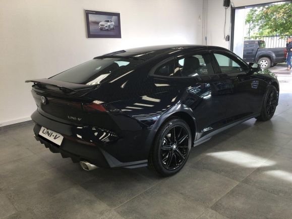 Changan UNI-V DLX, 1.5 л, Робот, 2024 фото 5