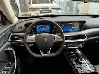 FAW Bestune T77 Luxury (DCT), 1.5 л, Робот, 2025 фото 7