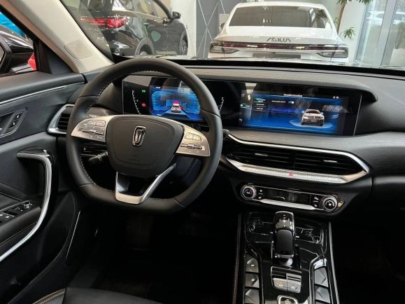 FAW Bestune T77 Luxury (DCT), 1.5 л, Робот, 2025 фото 8