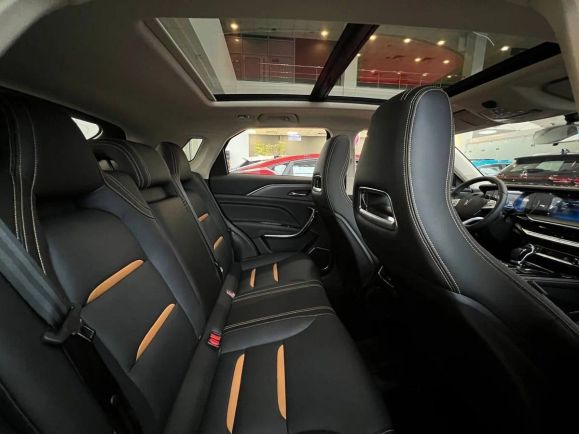 FAW Bestune T77 Luxury (DCT), 1.5 л, Робот, 2025 фото 9