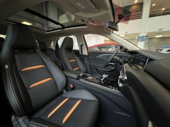 FAW Bestune T77 Luxury (DCT), 1.5 л, Робот, 2025 фото 12