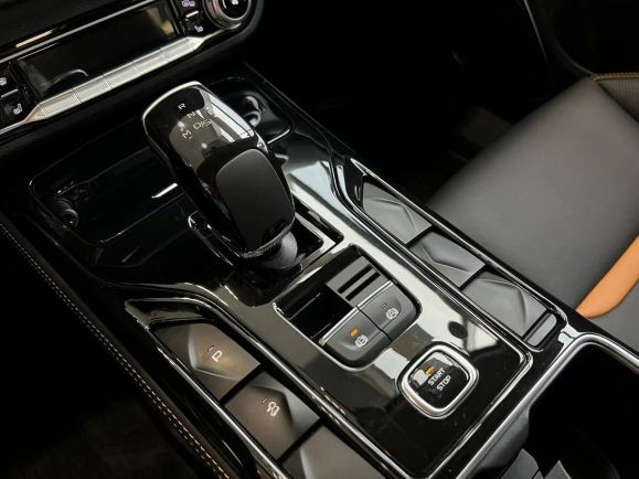 FAW Bestune T77 Luxury (DCT), 1.5 л, Робот, 2025 фото 14