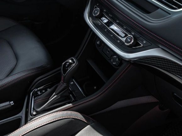 JAC JS3 Luxury, 1.6 л, Вариатор, 2024 фото 2