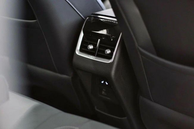 Chery Tiggo 4 Pro Style, 1.5 л, Вариатор, 2024 фото 19