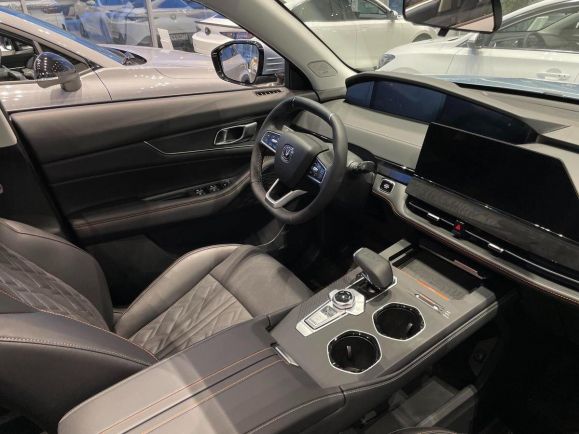 Changan UNI-K Tech, 2.0 л, АТ, 2024 фото 2