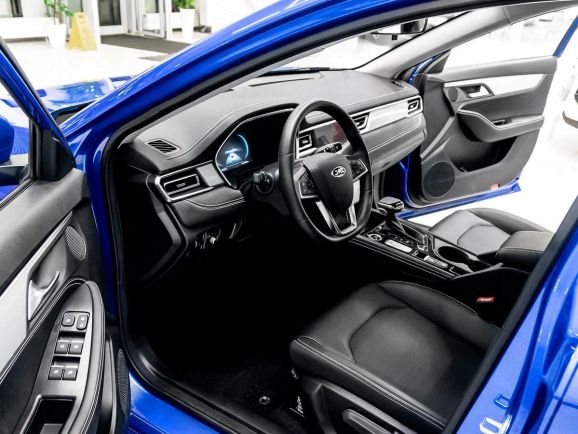 JAC J7 Luxury, 1.5 л, Вариатор, 2024 фото 1