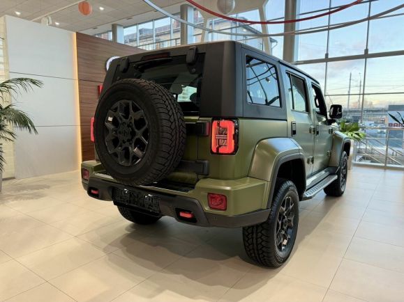 BAIC BJ40 Flagship, 2.0 л, АТ, 2024 фото 6