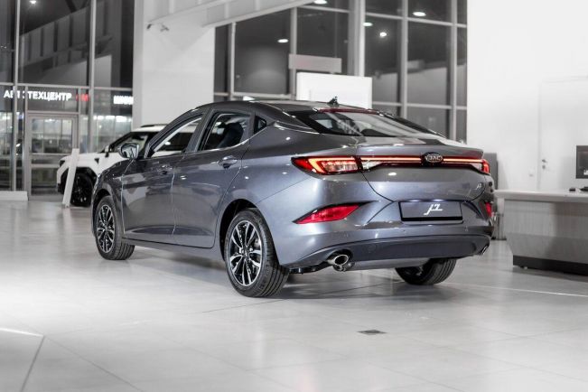 JAC J7 Luxury, 1.5 л, Вариатор, 2024 фото 5