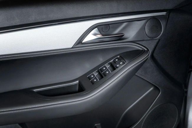 JAC J7 Luxury, 1.5 л, Вариатор, 2024 фото 1