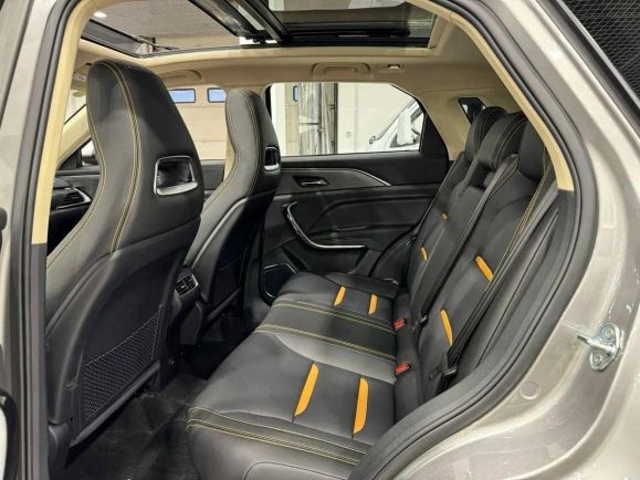 FAW Bestune T77 Luxury (DCT), 1.5 л, Робот, 2025 фото 12