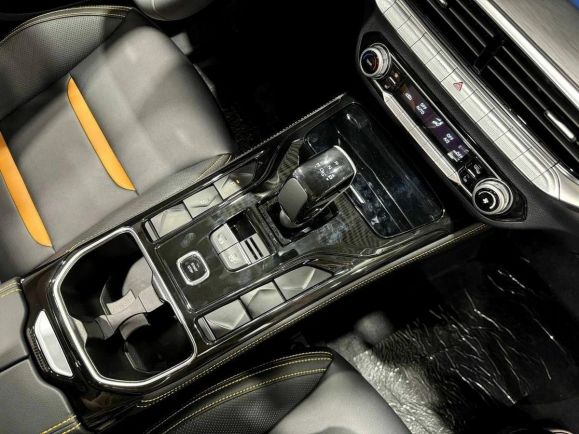 FAW Bestune T77 Luxury (DCT), 1.5 л, Робот, 2025 фото 2