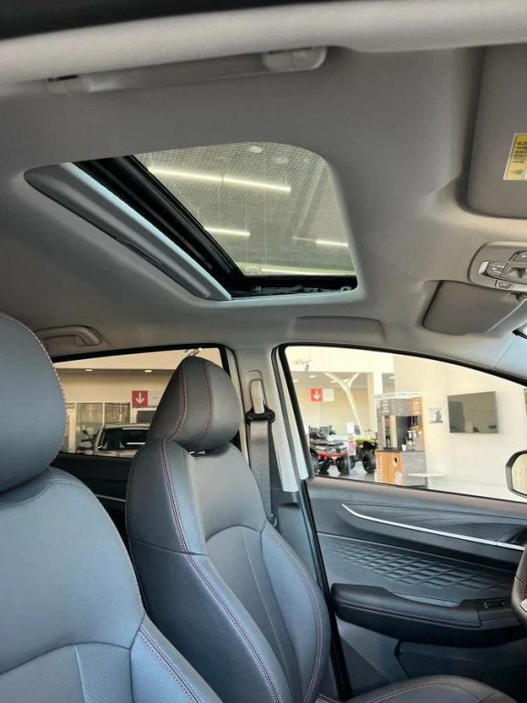 Livan X3 Pro Luxury, 1.5 л, Вариатор, 2024 фото 1