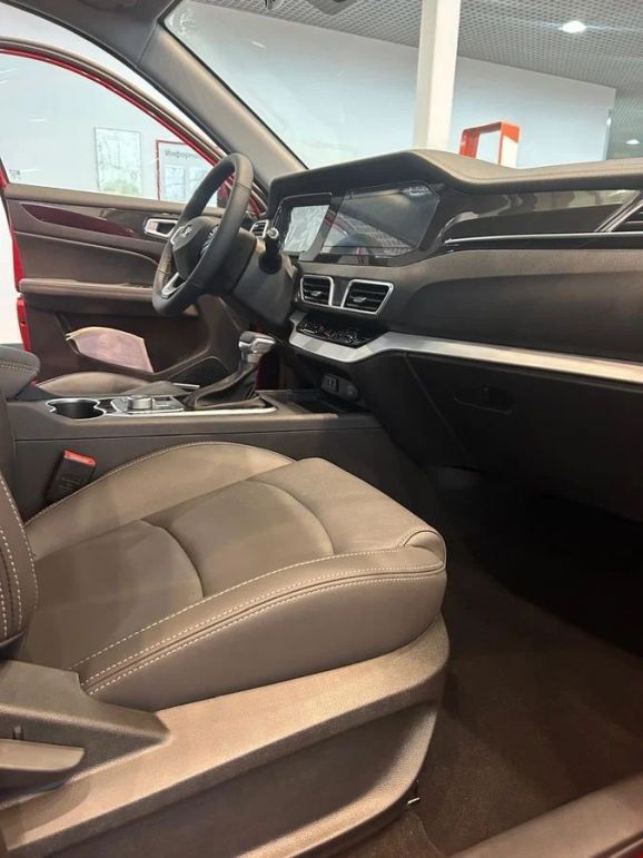 Kaiyi X3 Luxury, 1.5 л, Вариатор, 2025 фото 8