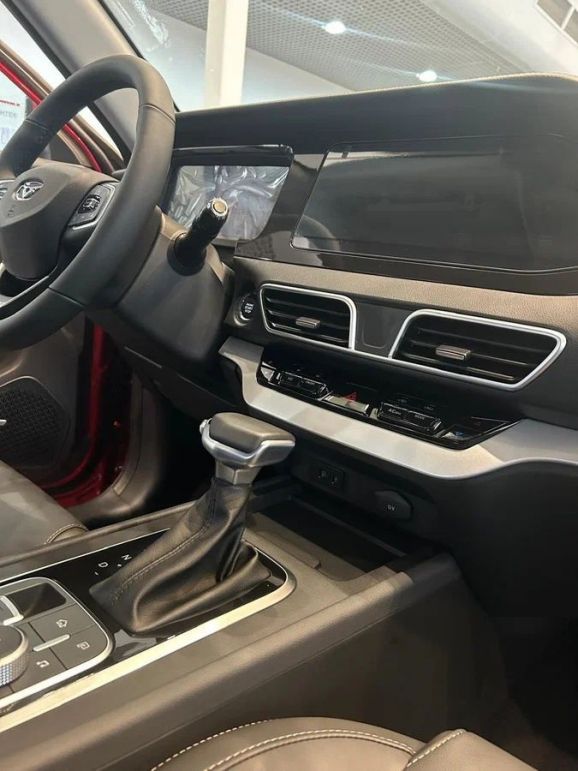 Kaiyi X3 Luxury, 1.5 л, Вариатор, 2025 фото 9