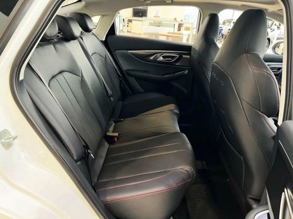 BAIC U5 Plus Honor CNG, 1.5 л, Вариатор, 2024 фото 9