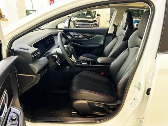 BAIC U5 Plus Honor CNG, 1.5 л, Вариатор, 2024 фото 1