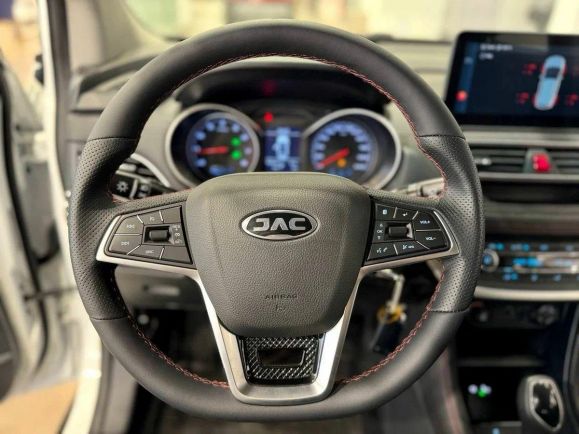 JAC JS3 Luxury, 1.6 л, Вариатор, 2024 фото 7