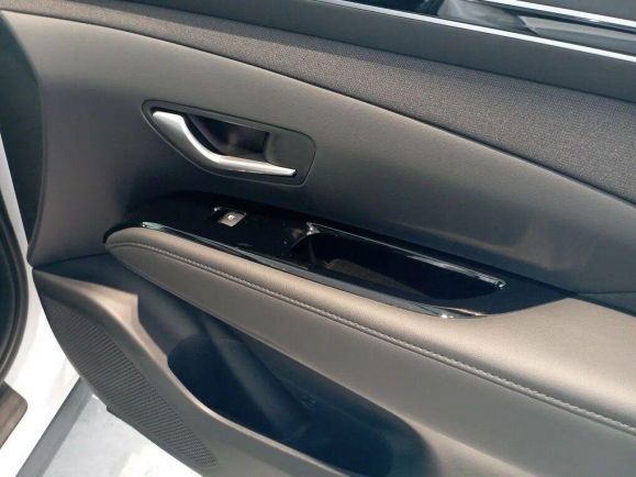 Hyundai Tucson Travel, 2.0 л, АТ, 2024 фото 14