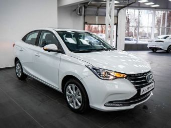 Changan Alsvin DLX, 1.5 л, Робот, 2025 фото 4