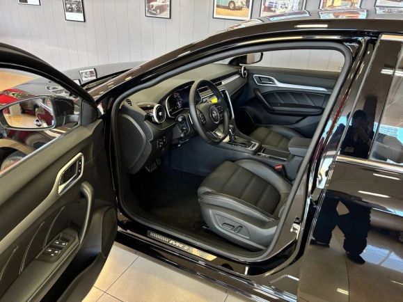 MG 6 G.Deluxe, 1.5 л, Робот, 2024 фото 11