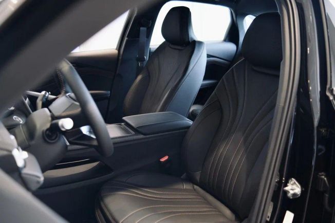 Geely Preface Luxury, 2.0 л, Робот, 2024 фото 7