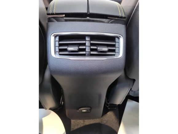 FAW Bestune T77 Luxury (DCT), 1.5 л, Робот, 2025 фото 6