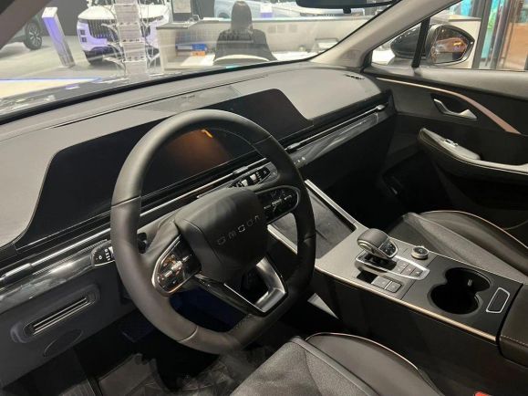 Jaecoo J7 Ultimate, 1.6 л, Робот, 2024 фото 2