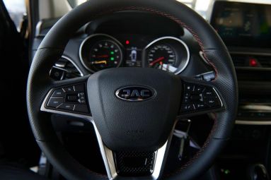 JAC JS3 Luxury, 1.6 л, Вариатор, 2024 фото 7