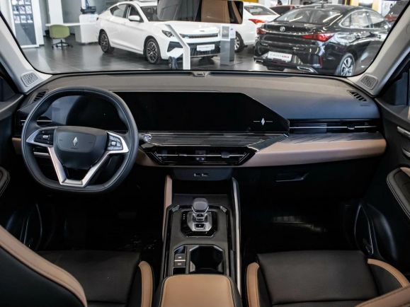 Livan X6 Pro Premium, 1.5 л, Робот, 2024 фото 11