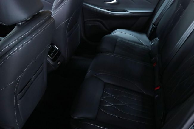 Chery Arrizo 8 Prestige, 1.6 л, Робот, 2024 фото 1