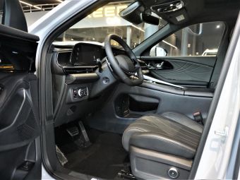 EXEED RX Prestige, 2.0 л, Робот, 2024 фото 9