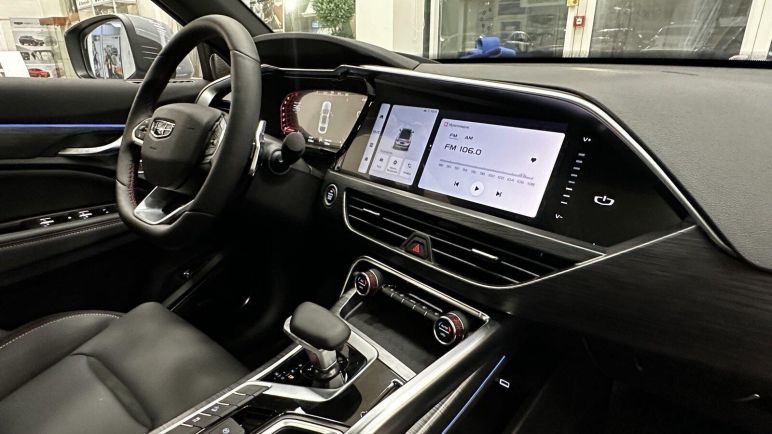 Geely Tugella Flagship, 2.0 л, АТ, 2024 фото 8