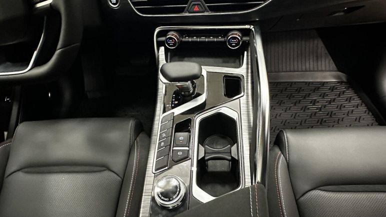 Geely Tugella Flagship, 2.0 л, АТ, 2024 фото 11