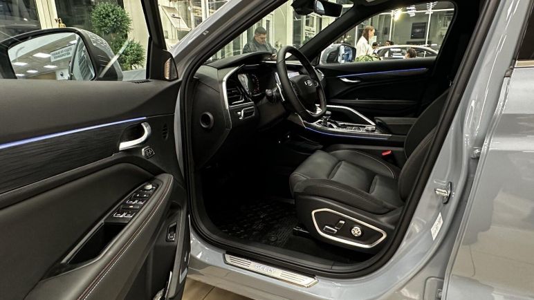 Geely Tugella Flagship, 2.0 л, АТ, 2024 фото 12